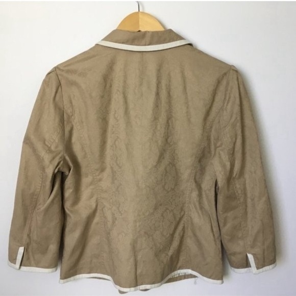 Guess Tan White 100% Cotton Blazer Jacket Size XL. - Picture 2 of 9